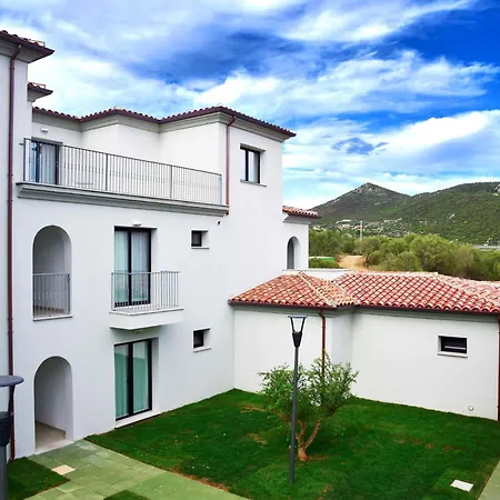 House By Domusaway Apartamento